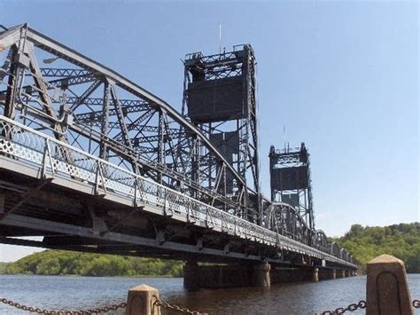 Plan to replace Stillwater bridge inches forward | MPR News