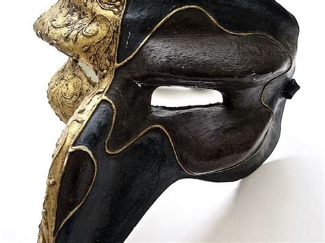 Commedia dell arte Il Capitano Mask | Uncanny Artist