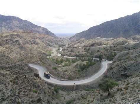 Khyber Pass Famous Attractions, Facts, History & Location