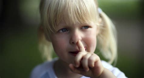 Nose picking: Why it happens and what to do about it | BabyCenter