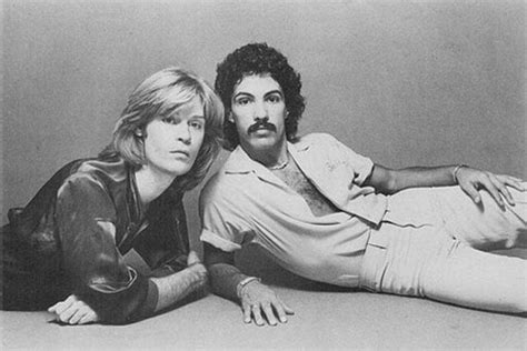 Daryl Hall and John Oates' epic mustache, 1970s : r/OldSchoolCool