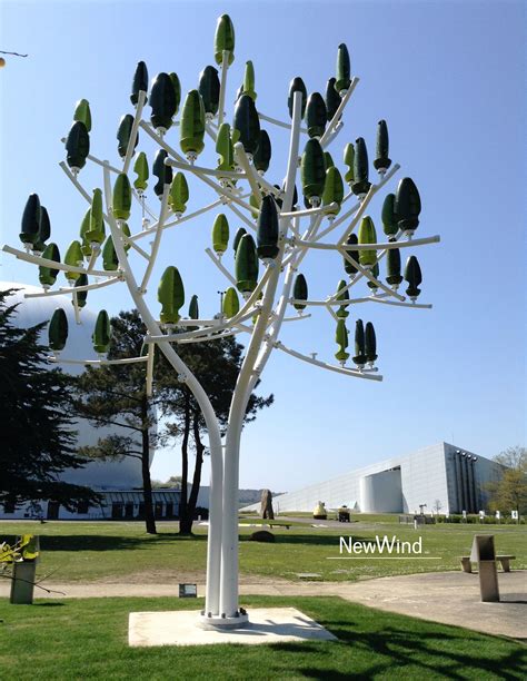 Prototype de l'Arbre à vent de la société NewWind R&D planté à la Cité ...