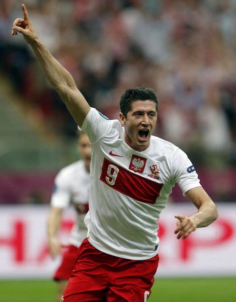 Robert Lewandowski Poland National | ¡Futbol! | Pinterest | Robert ...