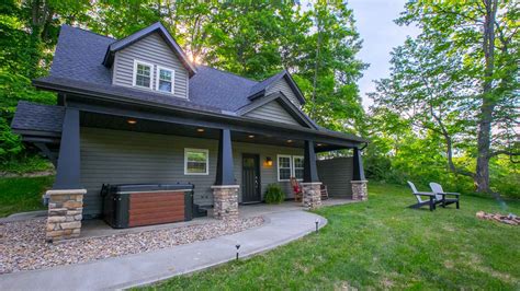 Hemlock Cabin - Serene Vacation - BACC | Briarwood Amish Country Cabins ...