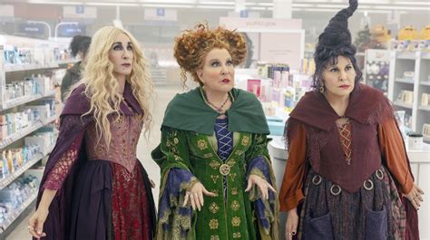 'Hocus Pocus' stars reveal if they'd return for a third film