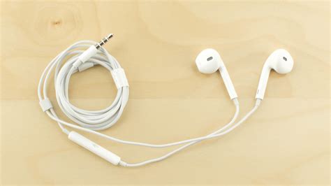 Apple EarPods Review