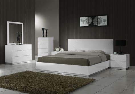 Salerno White Contemporary Bedroom Sets - SoBe Furniture