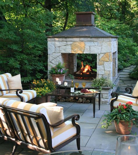 40 Best Patio Ideas with Fireplace – Traditional Designs for Outdoor Living