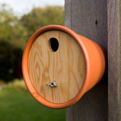 6 Sensational Up-cycled Birdhouses | Bird house kits, Bird houses diy ...