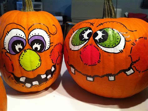 Our Garden Path: Painting Pumpkin Faces