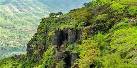 Sinhagad Fort Pune Timings, Entry Fee, Ticket Cost Price; Sinhagad Fort ...