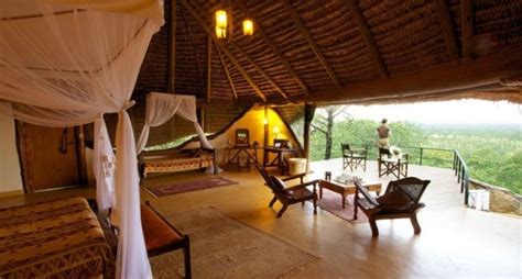 Kenya Eco Safaris: Top 4 Eco-Retreats | Luxury safari lodge, Luxury ...