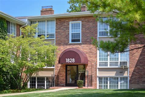 Manchester Flats Apartments near Downtown Ann Arbor, MI | McKinley