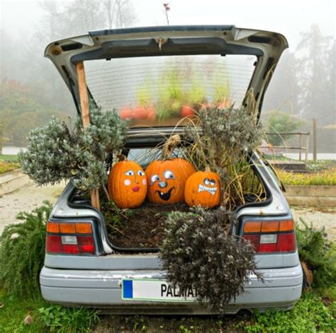 Halloween Car Decorations - Decorate a Car For Halloween