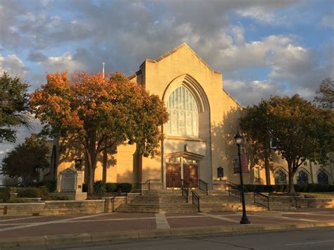 First United Methodist Church of Arlington | Downtown Arlington, TX