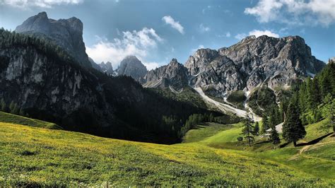 Adventure in the Rocky Mountains, Canada - Traveldigg.com