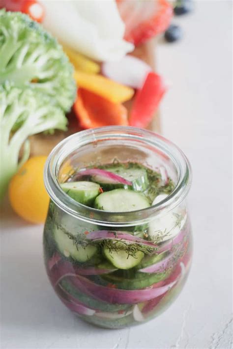 easy homemade pickle recipe - Casa de Crews