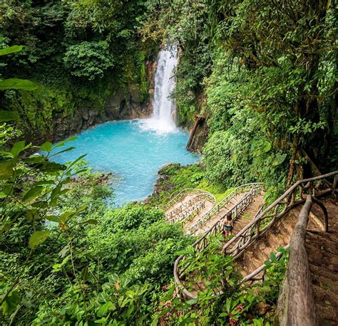 Rio Celeste in Tenorio Volcano National Park: Hike to the Most Colorful ...