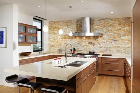 19 Stacked Stone Backsplashes for for Kitchens