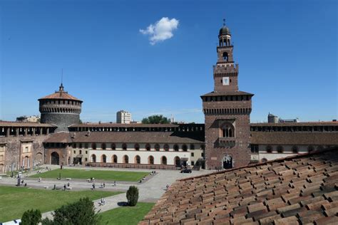 7 Photos of Sforza Castle in Milan