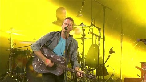 Coldplay - Yellow (Live in Madrid 2011) - YouTube Music