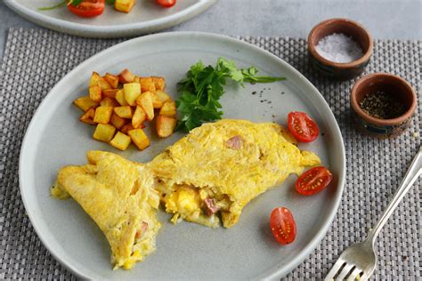 Ham and Cheese Omelet Recipe