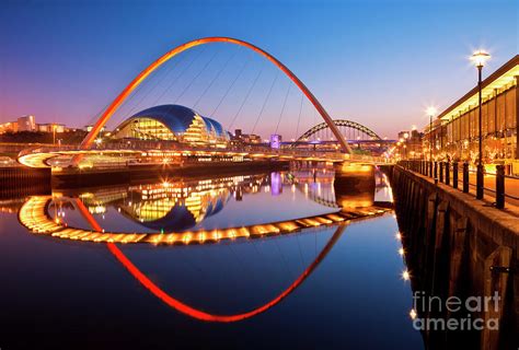 Newcastle upon Tyne skyline and Millennium bridge, England Photograph ...