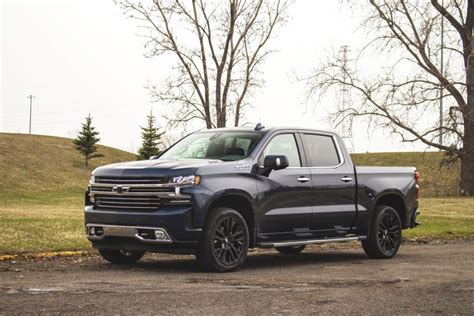 Chevy Colorado Looks Good With Silverado 1500 Front End | GM Authority