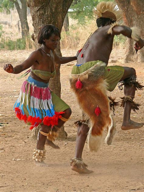 World Dance, Dance Life, Dance Art, Dance Class, Cultures Du Monde ...