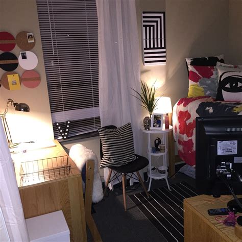 My freshman dorm room at Georgia State University. #dorm #dormroom # ...