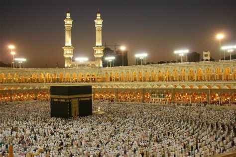 Makkah - Kaaba at Night | onarticus | Flickr