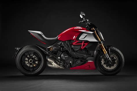 Ducati Diavel 1260 S Wins "Good Design Award" - Roadracing World ...