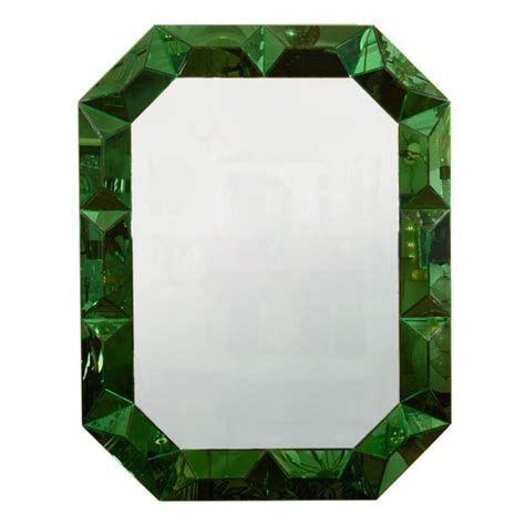 Unique Green Framed Mirrors for a Cheerful Home Decor