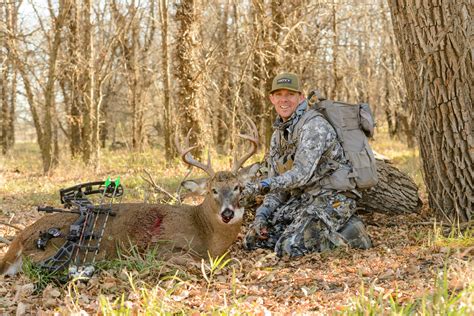 The Best Compound Bow Setup for Hunting Deer | Outdoor Life