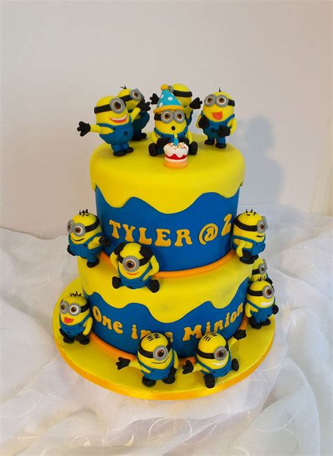 Minions Cake Design 2 Layer / Birthday Cakes Baskin Robbins / This ...