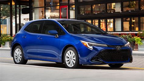 2023 Toyota Corolla Hatchback: Choosing the Right Trim - Autotrader