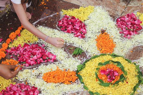 Flower Rangoli Making ☆ Diwali | Chuzai Living