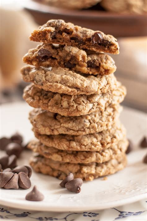 Dark Chocolate & Walnut Oatmeal Cookies