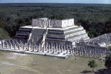 Chichen Itza Historical Facts and Pictures | The History Hub