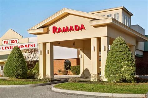 RAMADA BY WYNDHAM LEWISTON HOTEL & CONFERENCE CENTER - Updated 2024 ...