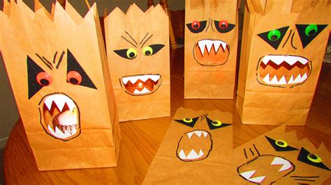 Monsters to light Halloween made with brown paper bags. | Paper bag ...