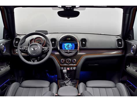 2024 MINI Cooper Countryman: 173 Interior Photos | U.S. News