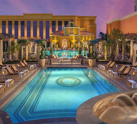 Venetian Resort Main Pool Announces REOPENING DATE? | VegasChanges