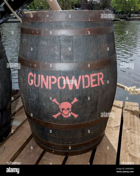 Gunpowder Barrel Explosion