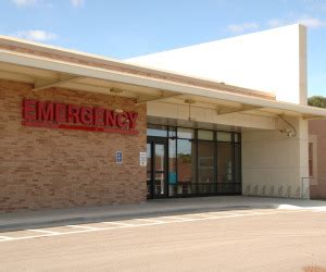 Emergency Room in New Ulm, MN | Check ER wait times | Allina Health