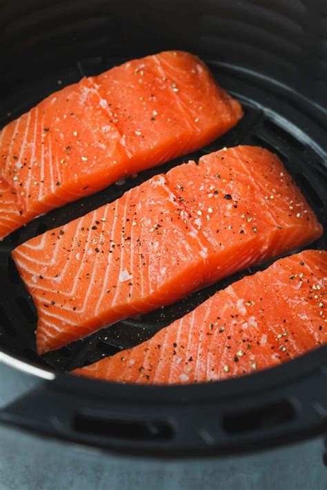 The Best Air Fryer Salmon Recipe (With Garlic Lemon Butter Sauce)