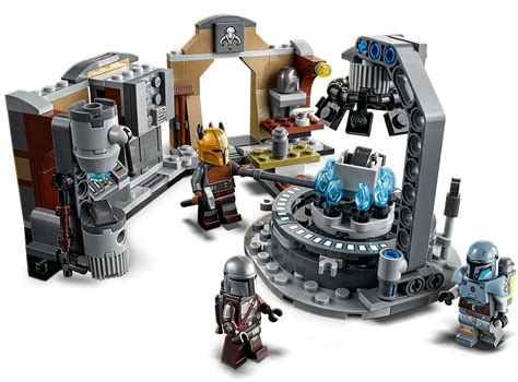 LEGO Star Wars The Armorer’s Mandalorian Forge (75319) officially ...