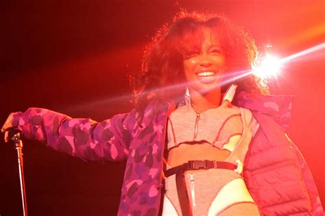 SZA Reels Over Paramore’s ’20 Something’ Cover: ‘Go OFF Queen’