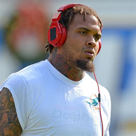 Mike Pouncey Injury: Updates on Dolphins Center's Hip and Return ...