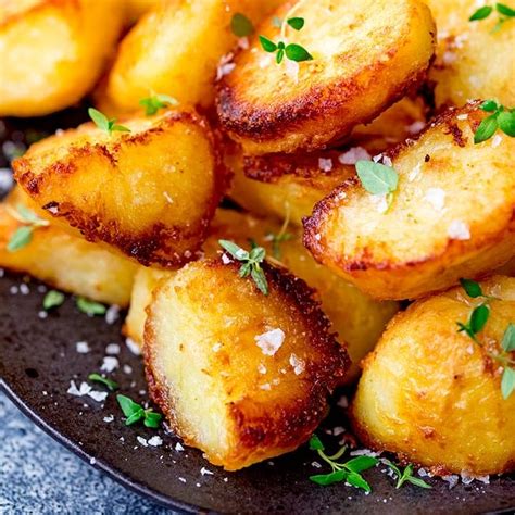 The Best Crispy Roast Potatoes - Nicky's Kitchen Sanctuary